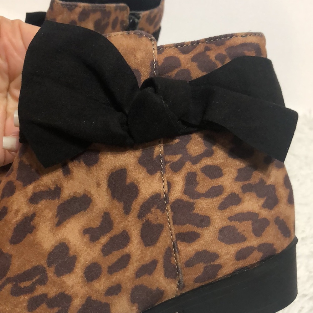 NWOT Mia Big Girls Ankle Boots Animal Print - Picture 10 of 16